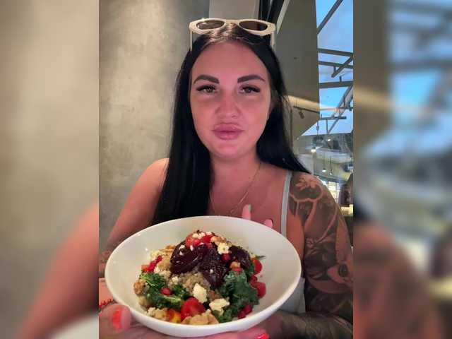 Sex chat gratuit in direct cu TokionaJoe pe BongaCams