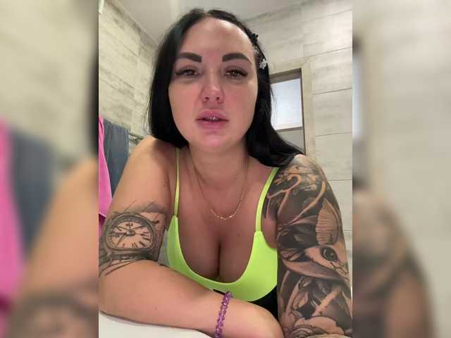 TokionaJoe from BongaCams