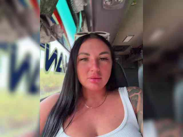 live voyeur webcam TokionaJoe