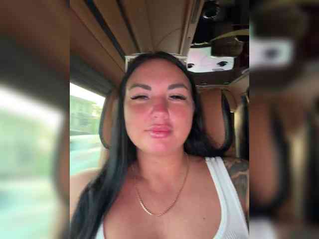 live voyeur webcam TokionaJoe