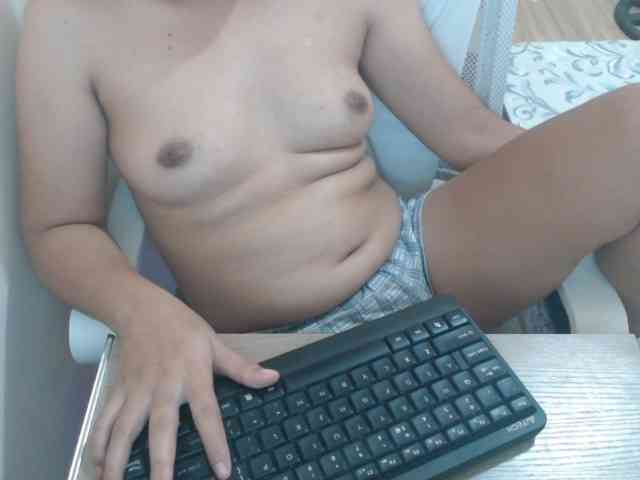 TheLastVIRGIN webcam