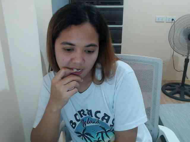 TheLastVIRGIN webcam