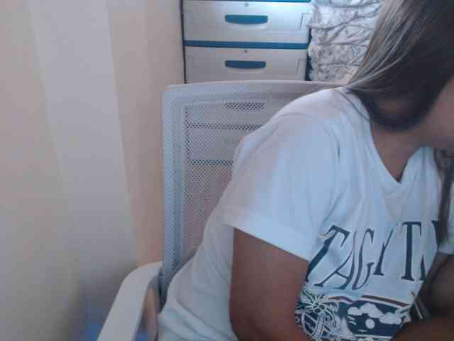 TheLastVIRGIN webcam