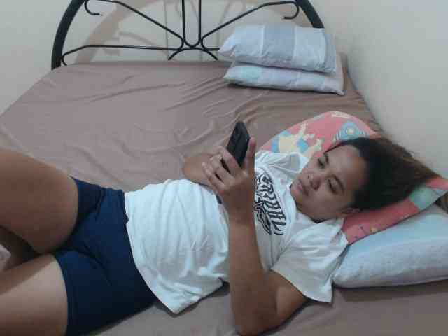 TheLastVIRGIN webcam