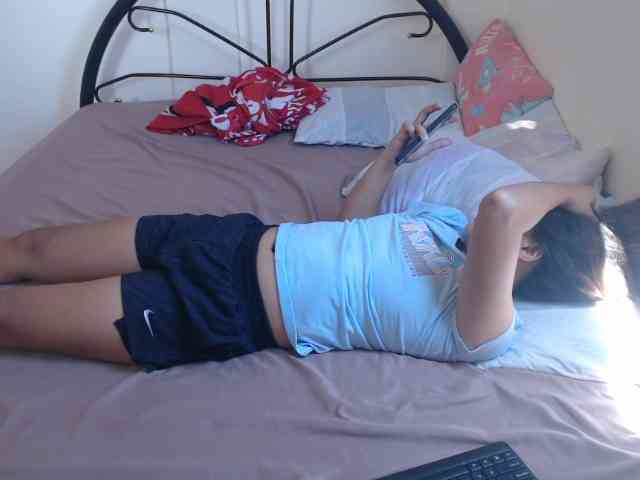 TheLastVIRGIN webcam