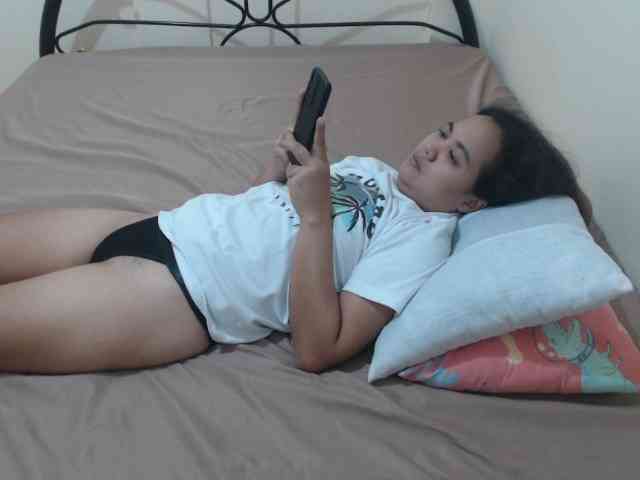 TheLastVIRGIN webcam