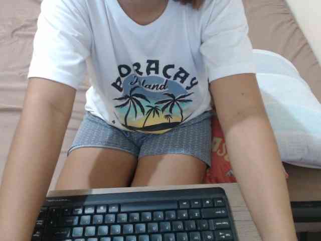 TheLastVIRGIN webcam