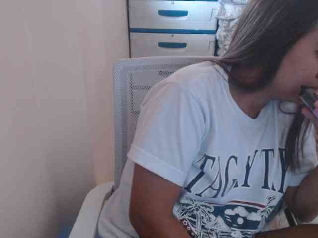 TheLastVIRGIN webcam