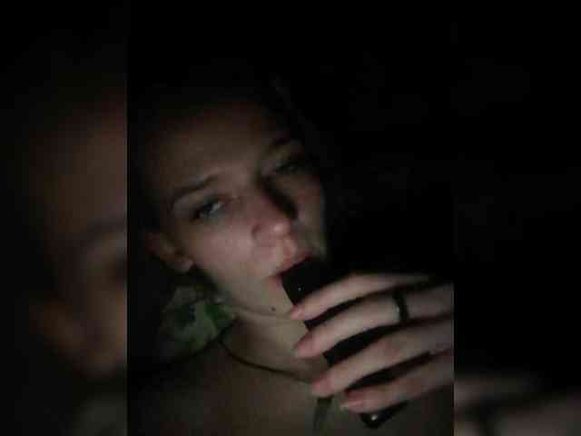 EvelynXKukla webcam