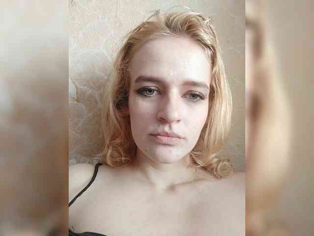 EvelynXKukla webcam
