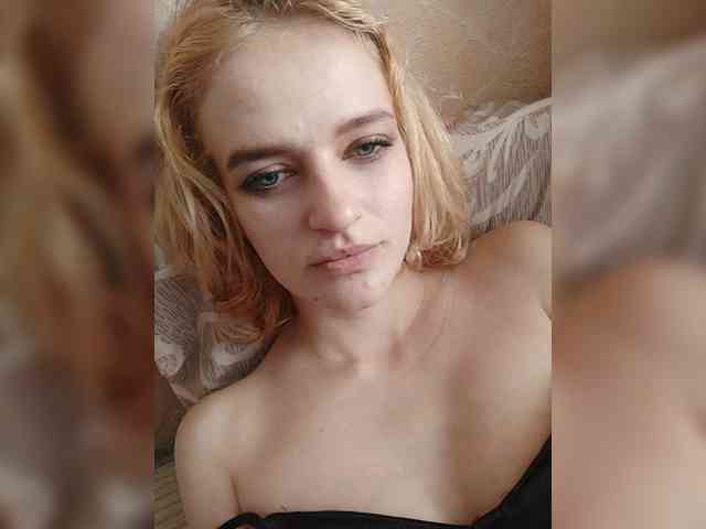EvelynXKukla webcam