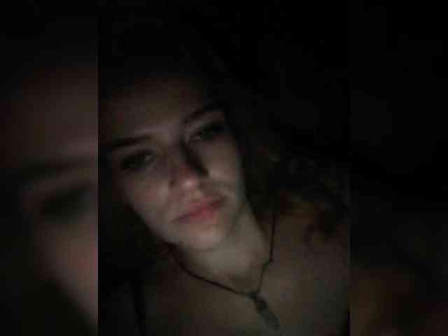EvelynXKukla webcam