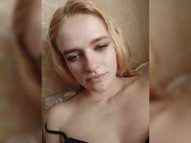 EvelynXKukla webcam