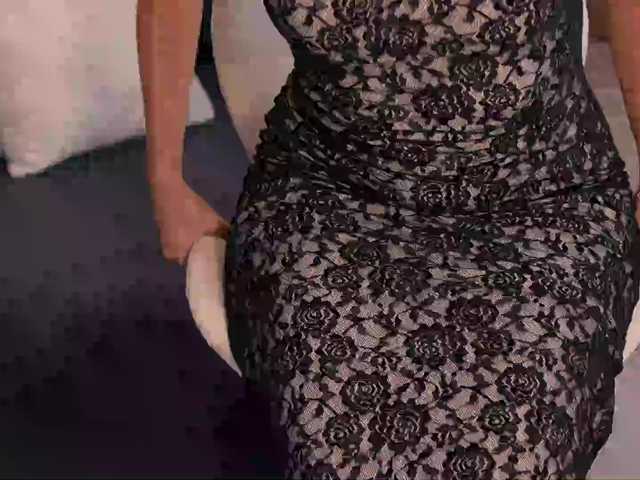 NaomiSainz's BongaCams show and profile