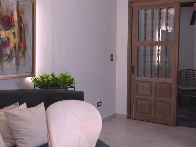 NaomiSainz's BongaCams show and profile