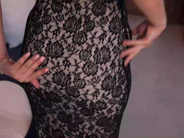 NaomiSainz's BongaCams show and profile