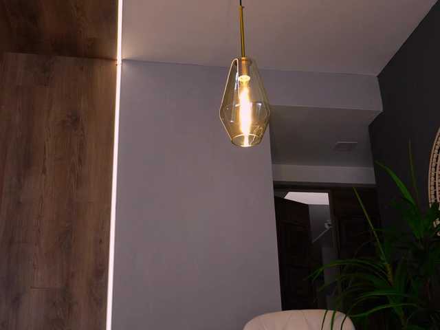 NaomiSainz's BongaCams show and profile