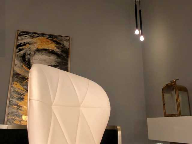  NaomiSainz chat room