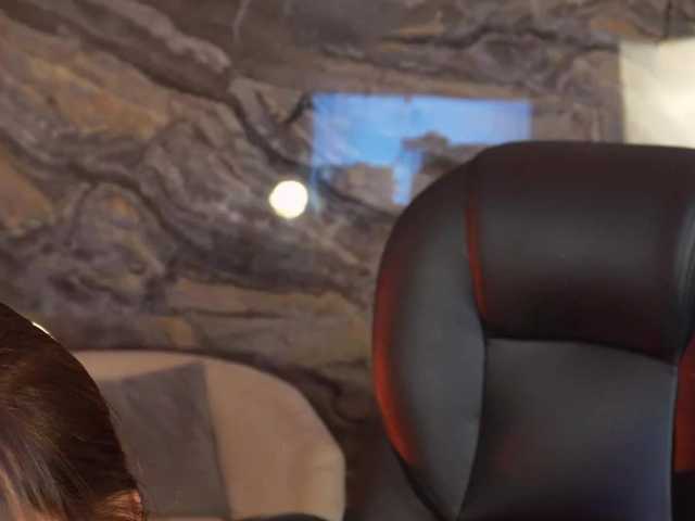 NaomiSainz's BongaCams show and profile