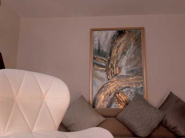 Preview of naomisainz