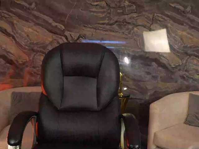 NaomiSainz's BongaCams show and profile