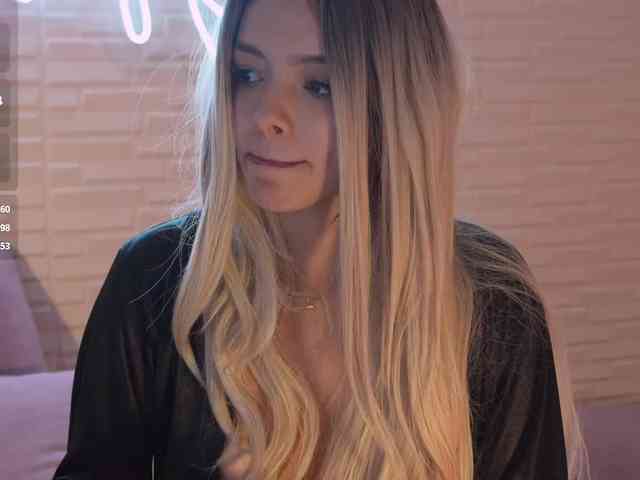 NaomiSainz