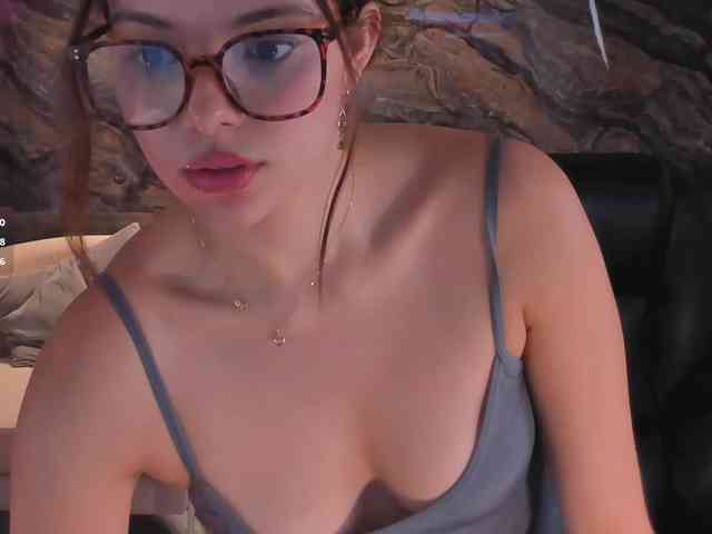 NaomiSainz webcam