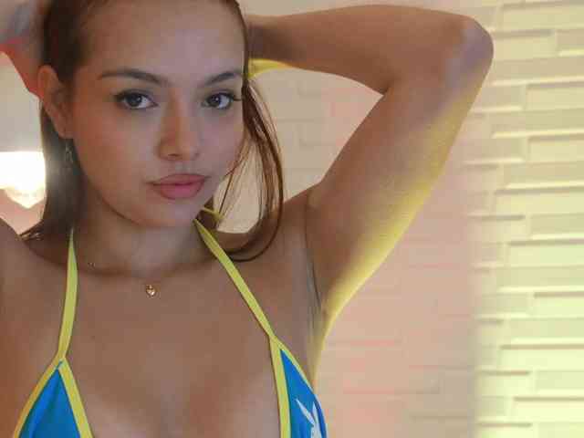 NaomiSainz