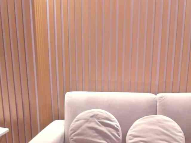 NaomiSainz webcam