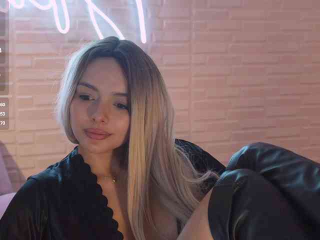 NaomiSainz