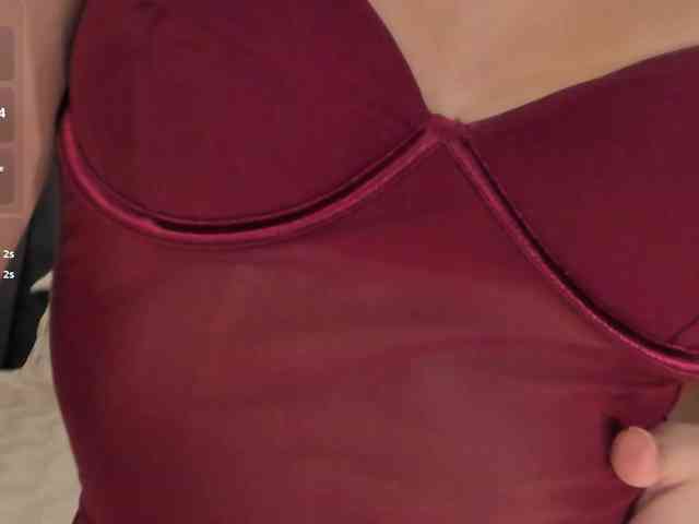 NaomiSainz webcam