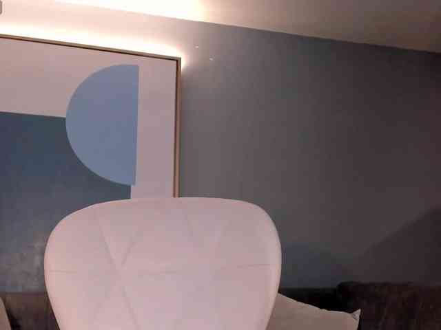 NaomiSainz webcam