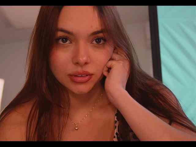 NaomiSainz webcam