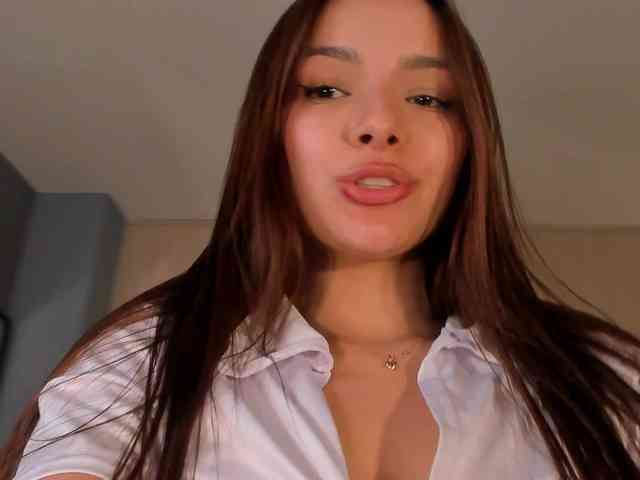NaomiSainz