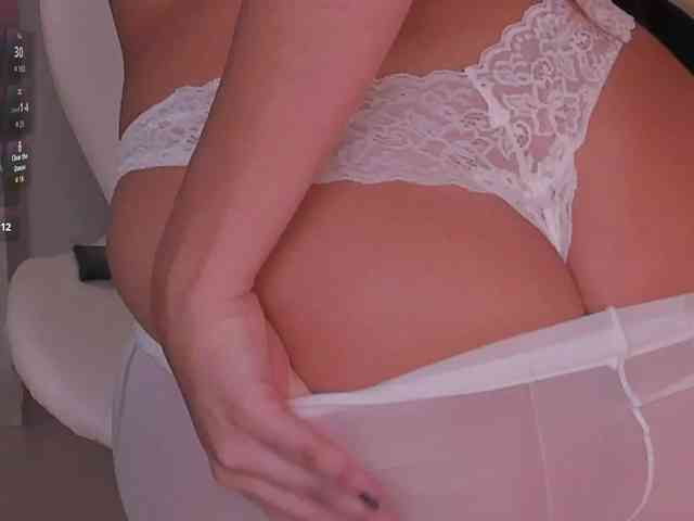 live chat nude NaomiSainz