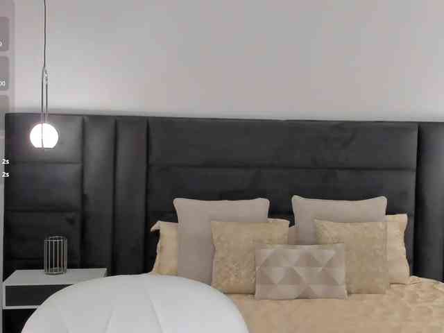 NaomiSainz webcam