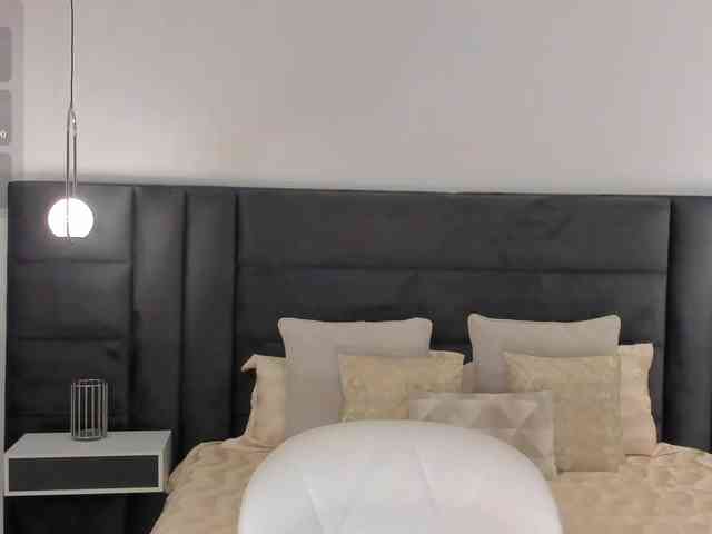 NaomiSainz webcam