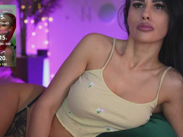 Antoniagold's BongaCams show and profile