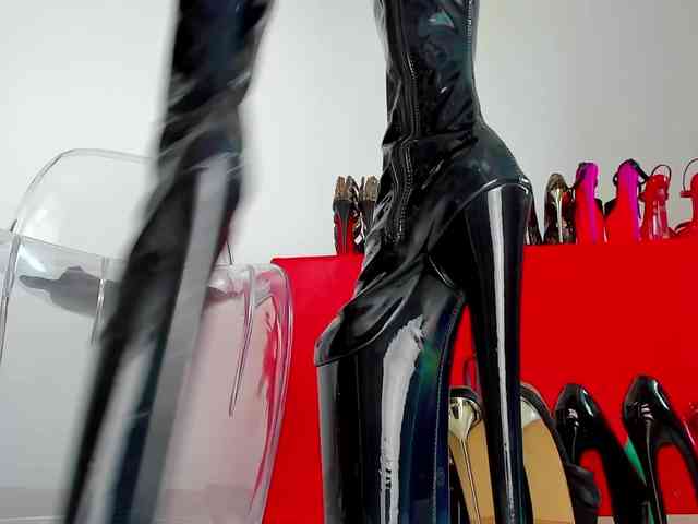 MistressK webcam