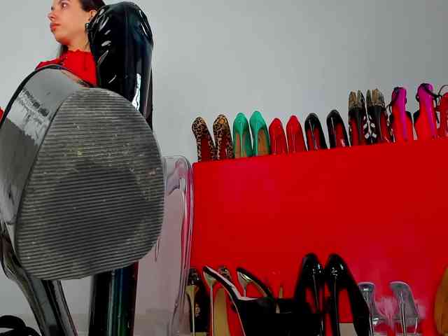 MistressK webcam