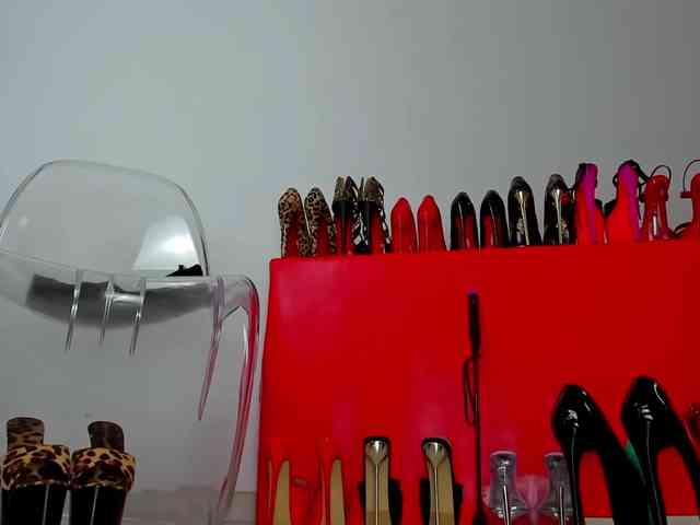 MistressK webcam