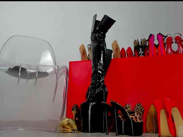 MistressK webcam