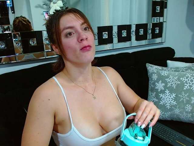 naty-taylor webcam bongacams model stream image