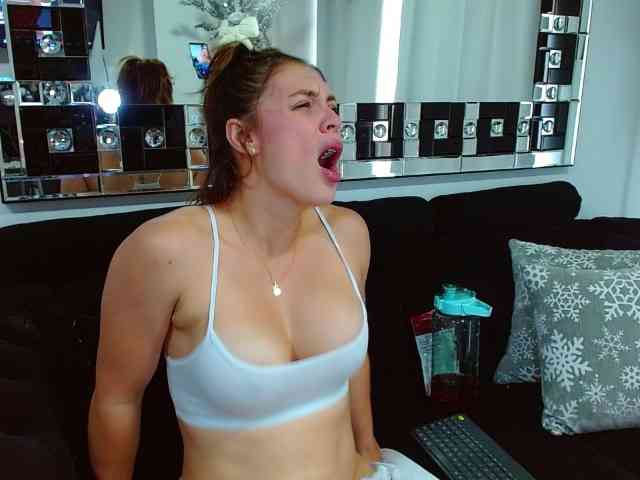 naty-taylor naty-taylor