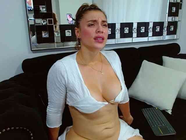 naty-taylor webcam