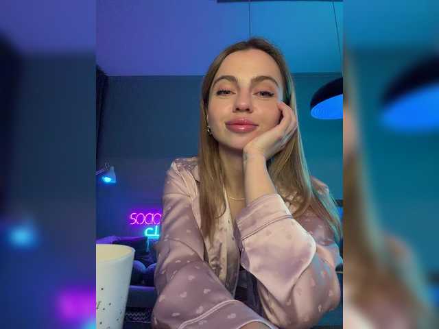 Nataliecroysвебкам видео 