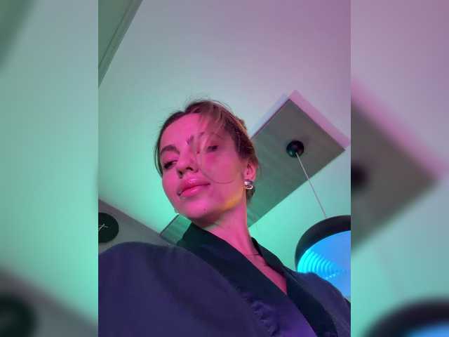 Nataliecroys from BongaCams is Freechat