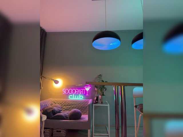 Nataliecroys's BongaCams show and profile