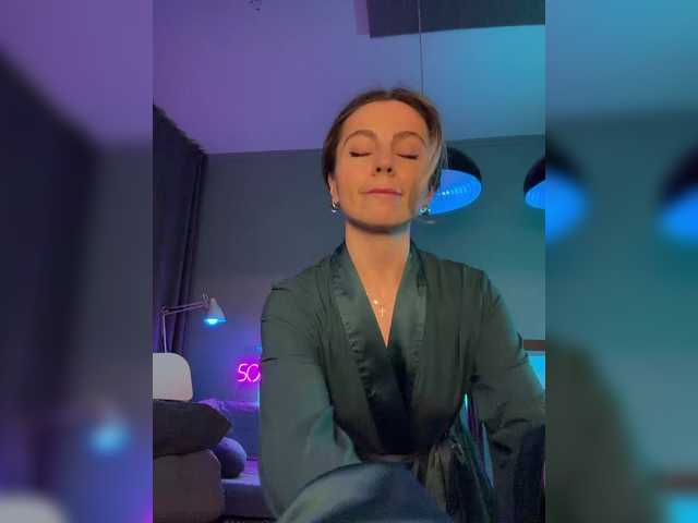 Nataliecroys — lovense-from 3tk Full private - dildo Regular private and group - fingers  Anal in full private - 1000tk  I don't undress in the general chat