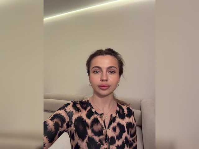 Nataliecroys's BongaCams show and profile